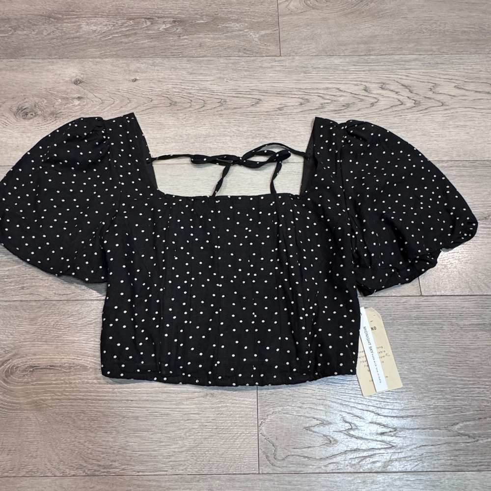 NWT Midnight Sky Women Black Polka Dot Puff Sleeve Smocked Crop Top 12825 Size M